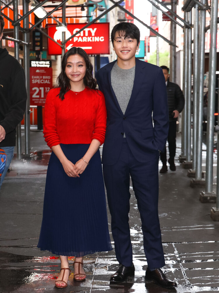 maia shibutani feet 4 scaled