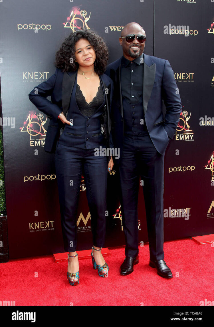 maile masako brady feet 1