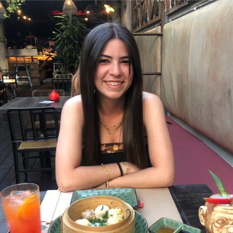 maira goncalves feet 3