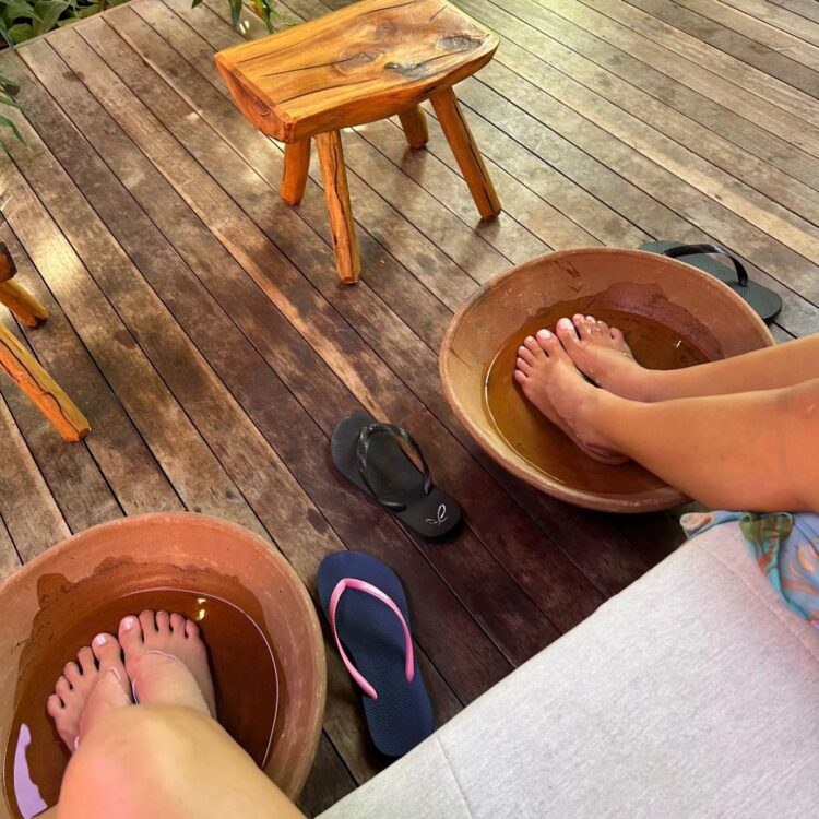 maisa silva feet