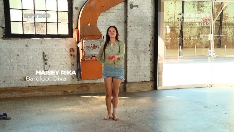 maisey rika feet
