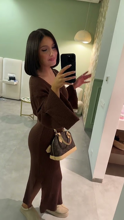 maissa hocini feet 3