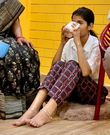 maithili thakur feet 4