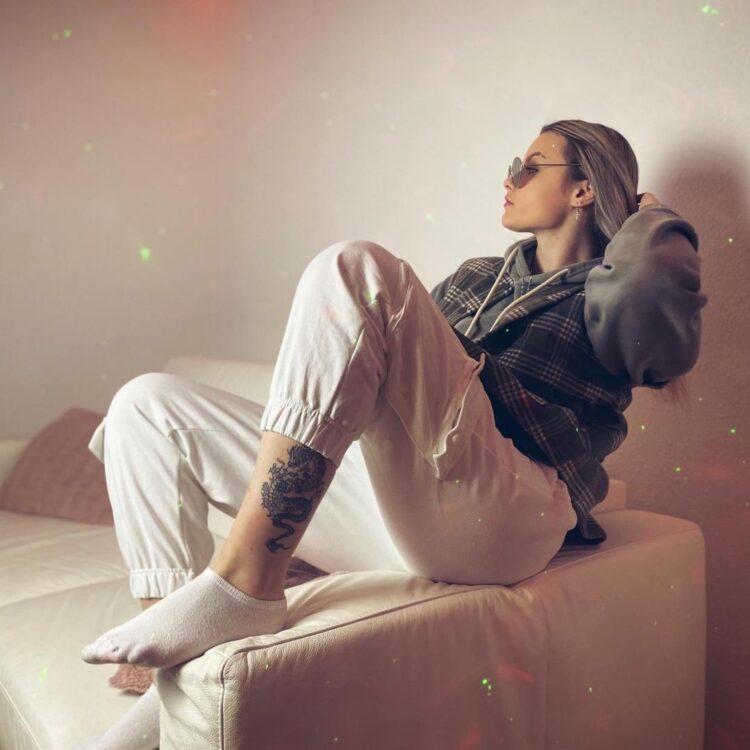 maja hochhalter feet 4