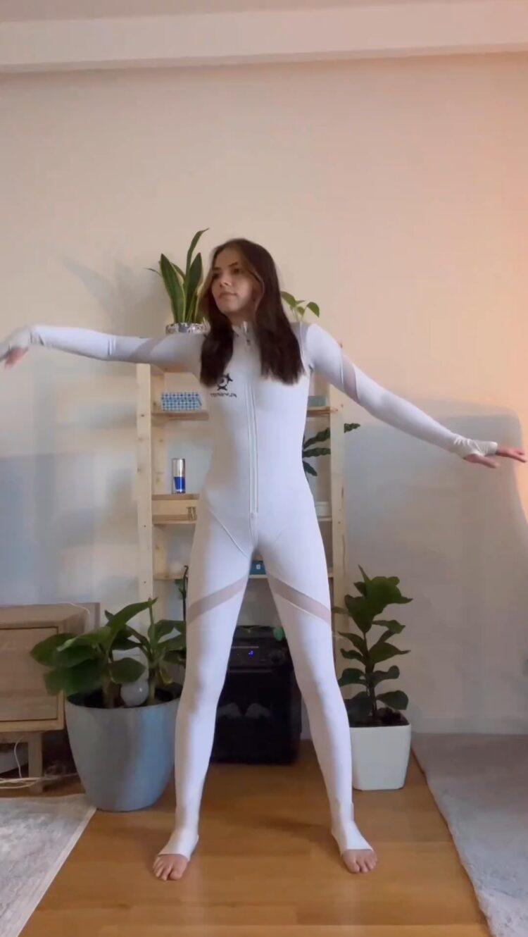 maja kuczynska feet 1