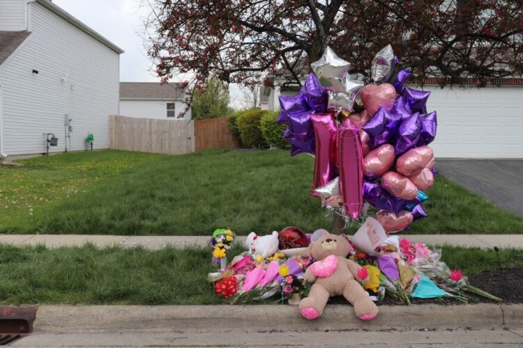 makhia bryant feet 3