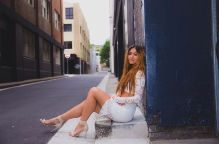 mali koa hood feet 5