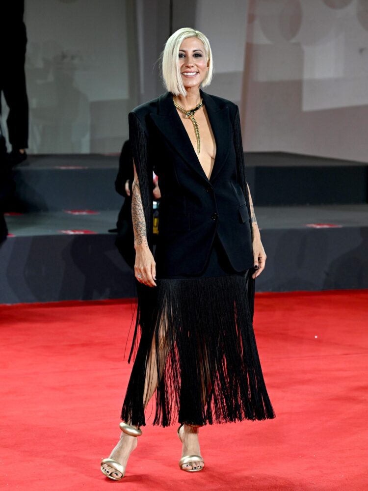 malika ayane feet 3 scaled