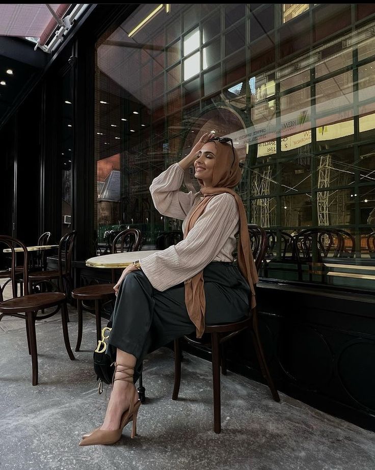 malika yartaa feet 6