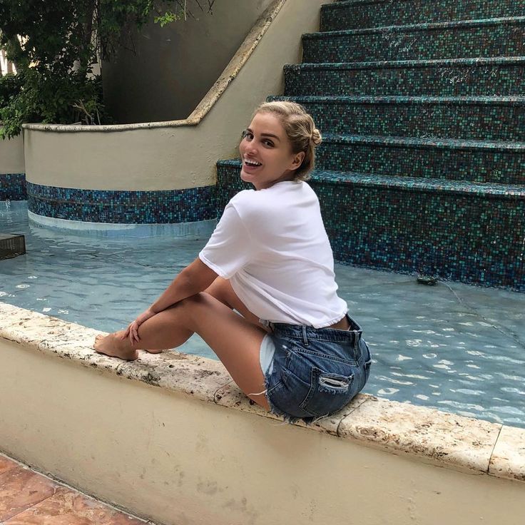 malillany marin feet 3