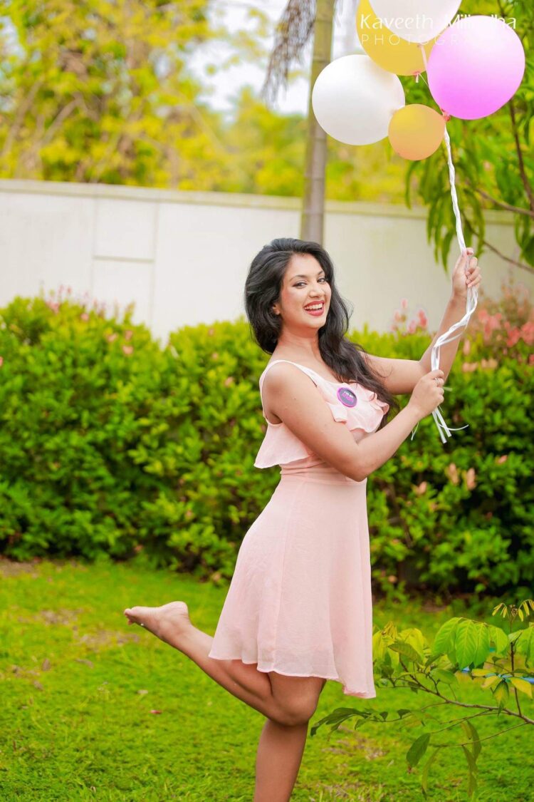 malini fonseka feet 2