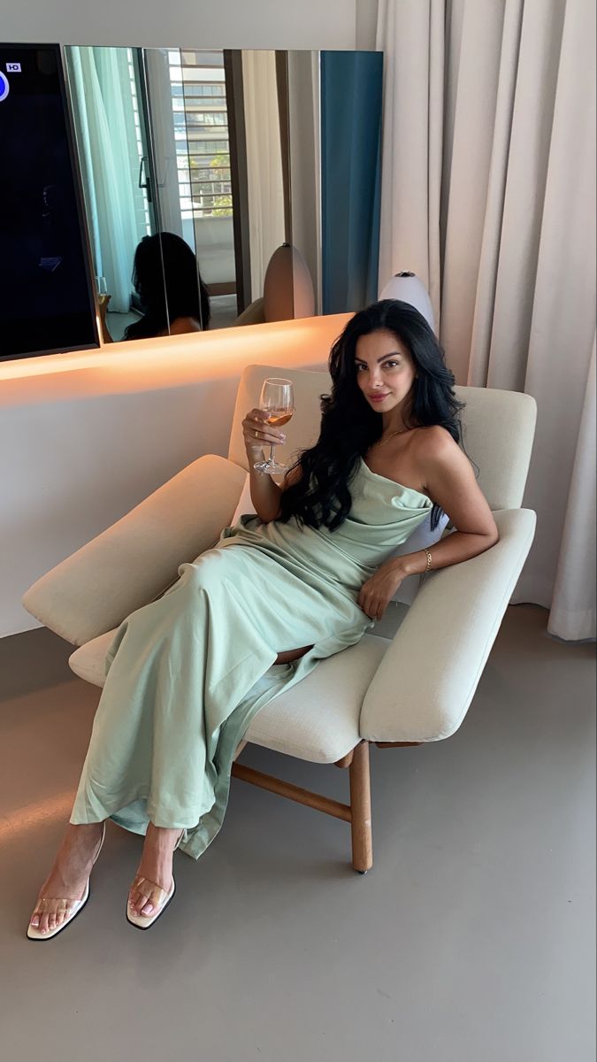 mallak hassan feet 1