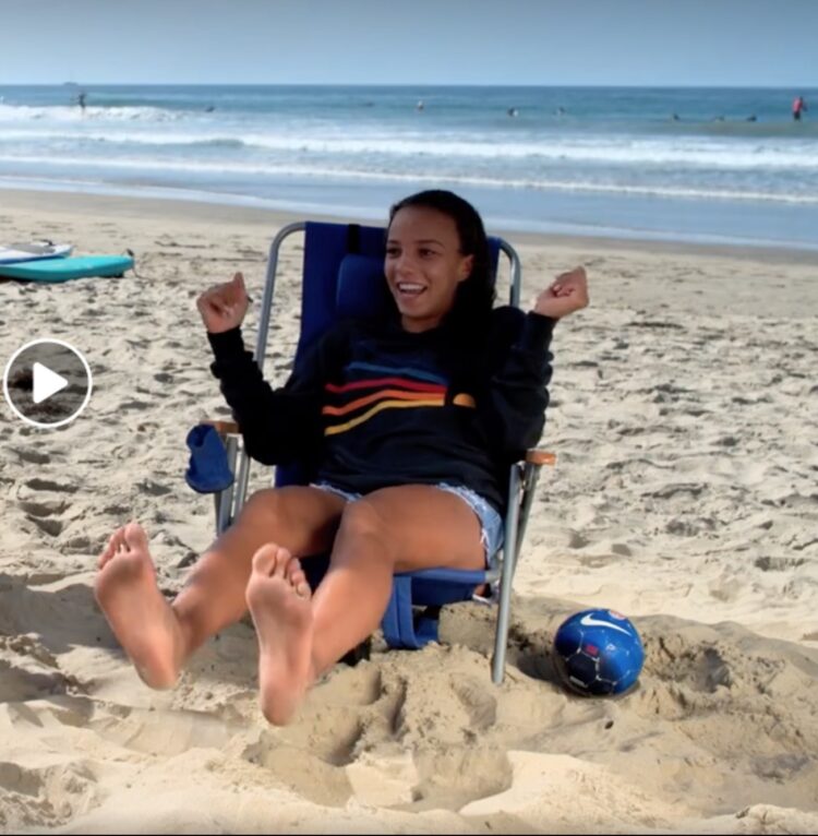 mallory pugh feet 2