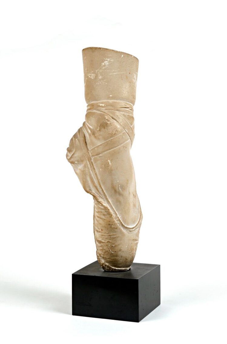 malvina hoffman feet