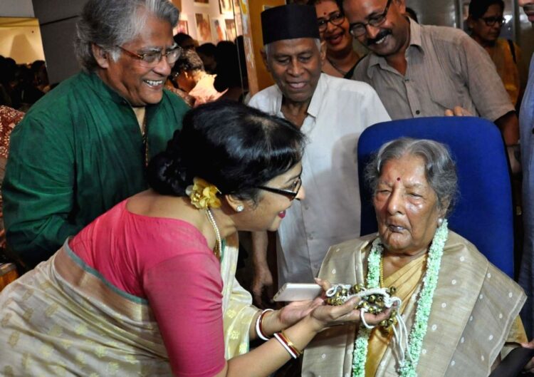 mamata shankar feet 6