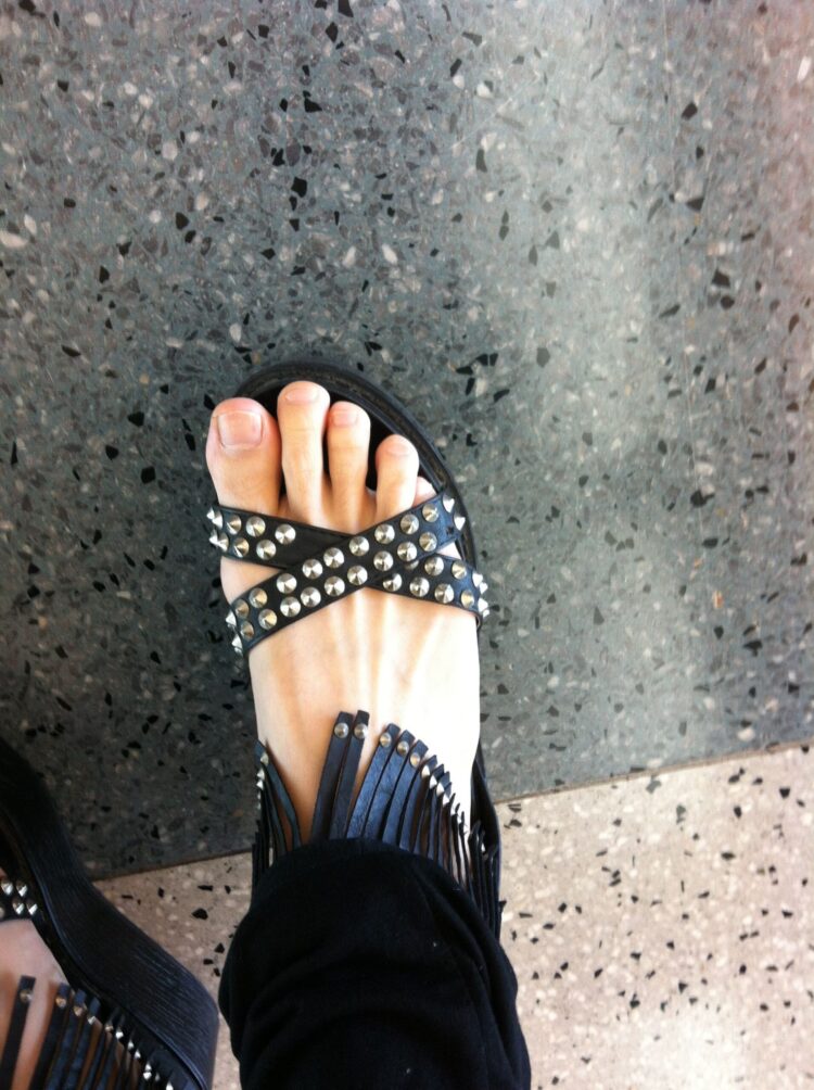 mami sasazaki feet scaled