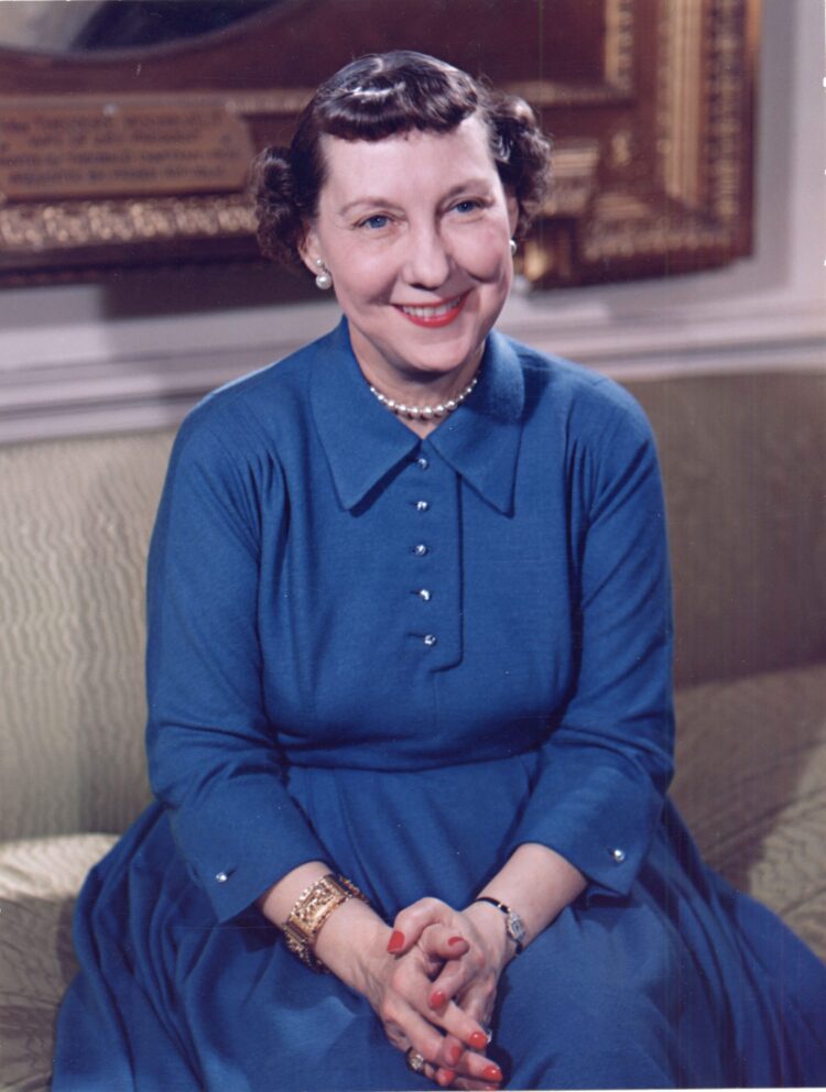 mamie eisenhower feet 5 scaled