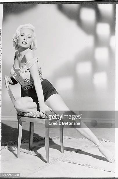 mamie van doren feet 5