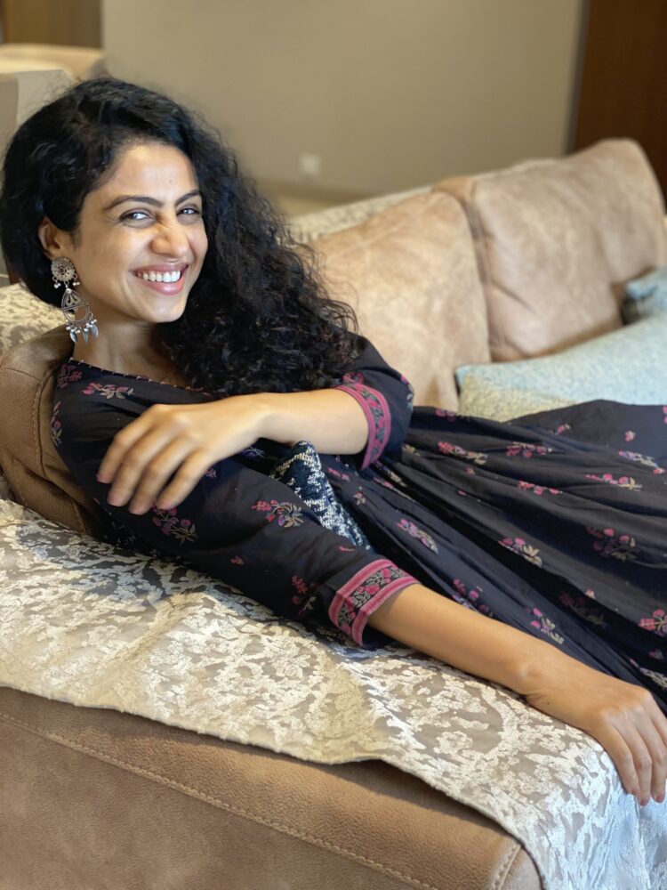 manasi parekh feet 4