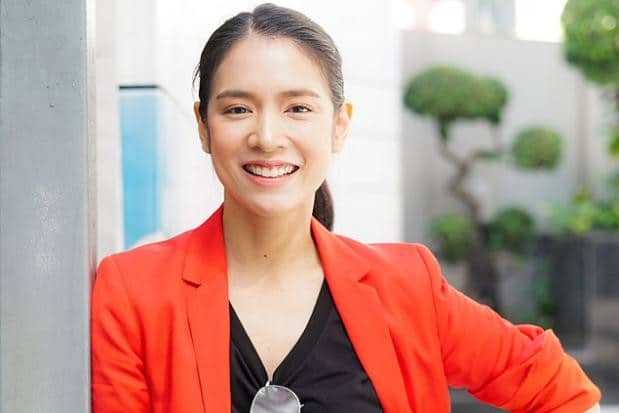 manatsanun phanlerdwongsakul feet 1