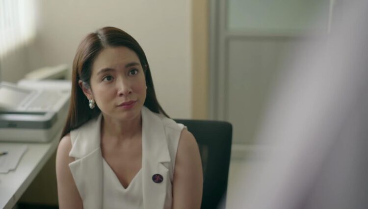 manatsanun phanlerdwongsakul feet 5