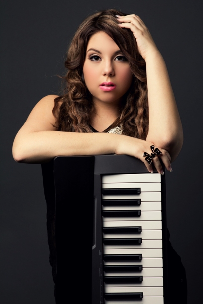 mandia nantsios feet 6