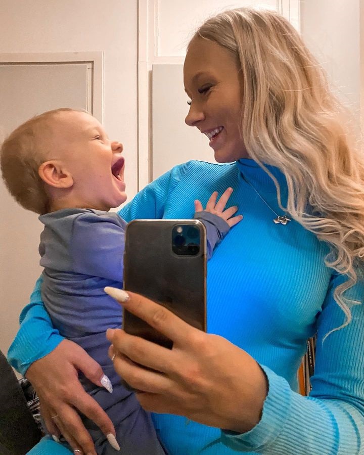 mandimai sundberg feet 6