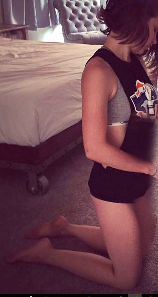 mandy musgrave feet 4