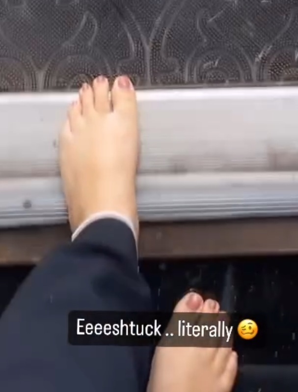 mandy takhar feet 3