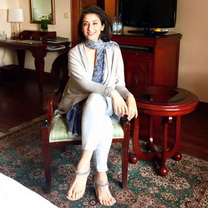 manisha koirala feet 5