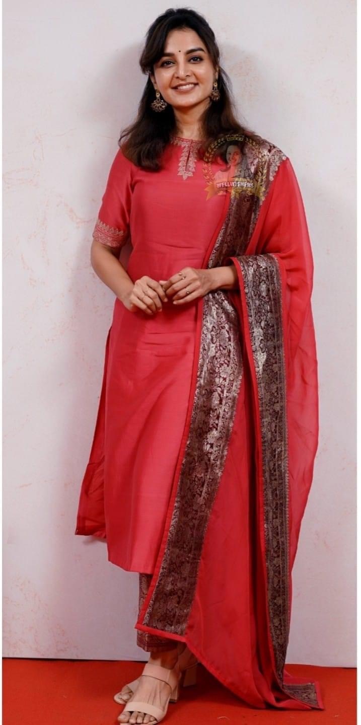 manju warrier feet 3