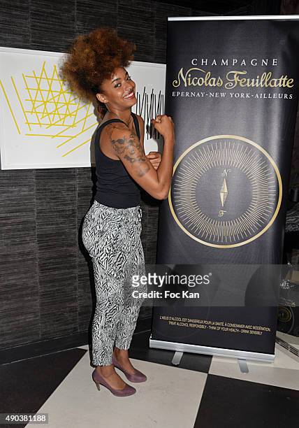 manon valentino feet 1