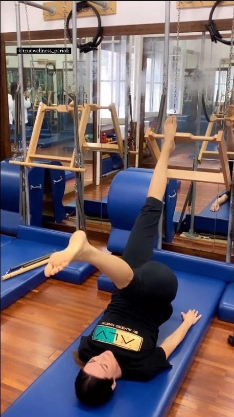 manuela arcuri feet 5