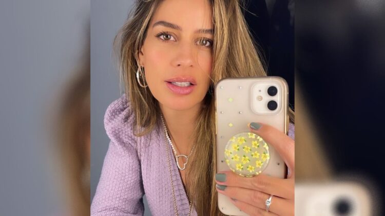 manuela gonzalez daza feet 3