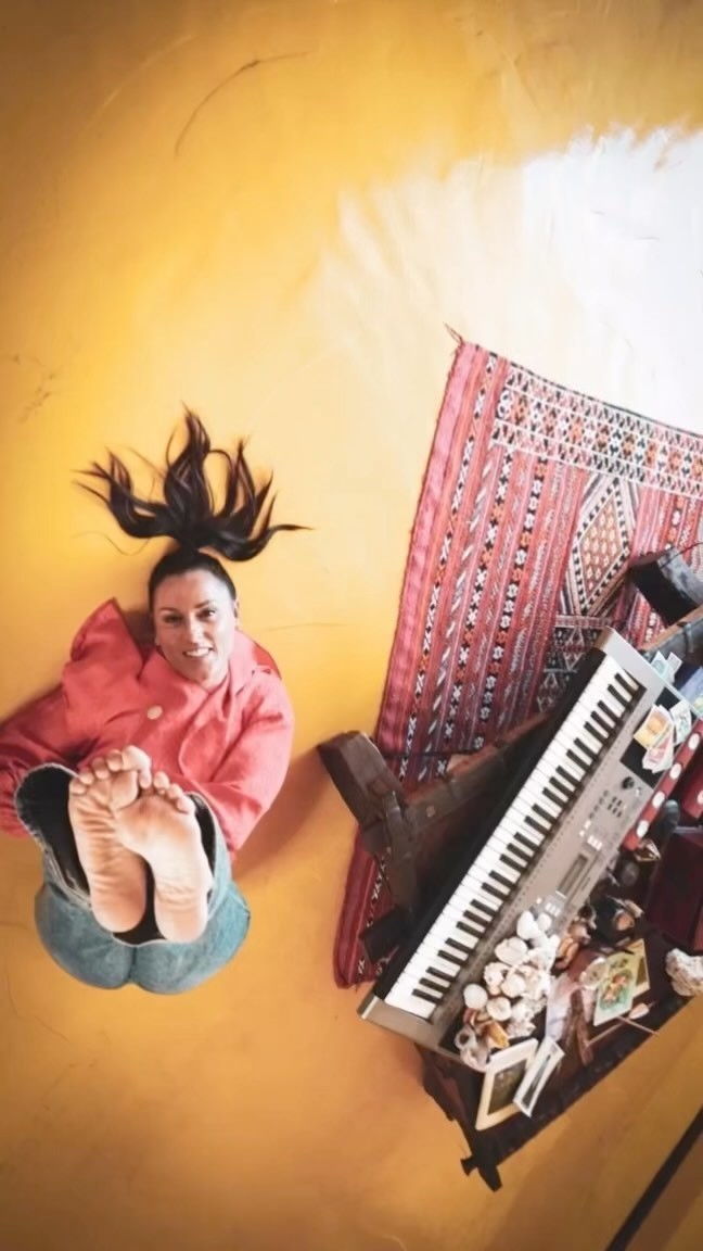 mar rodriguez feet 6