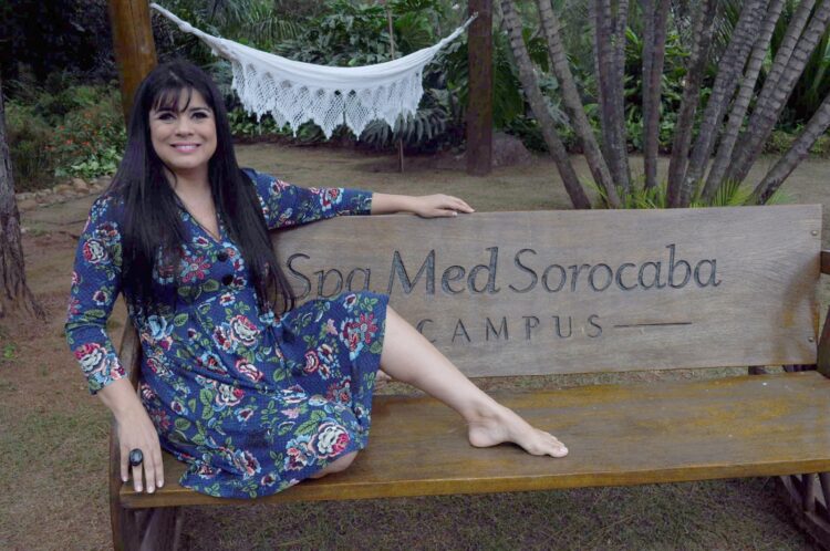 mara maravilha feet 3