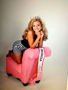 marah collins feet 5