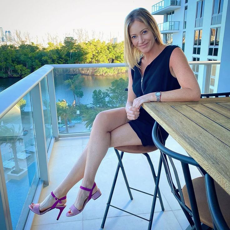 marcela vacarezza feet 6