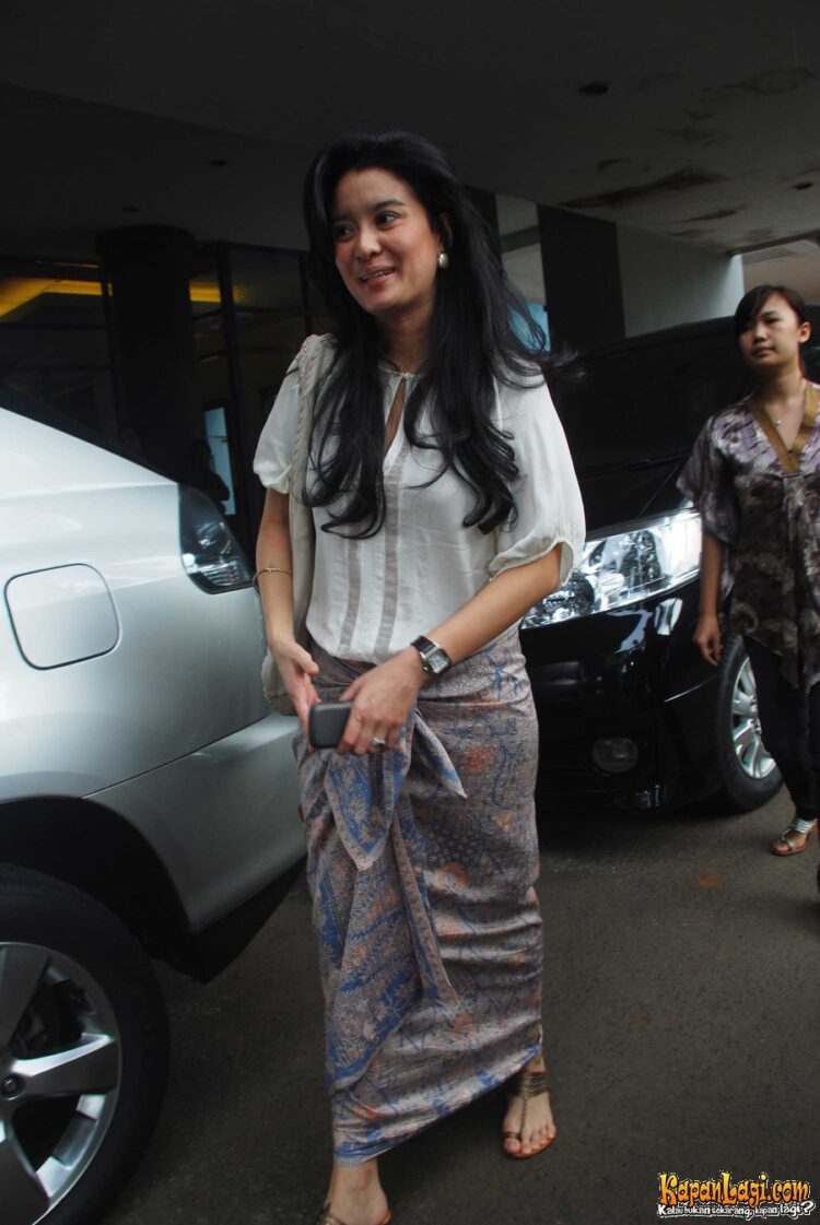 marcella zalianty feet 4