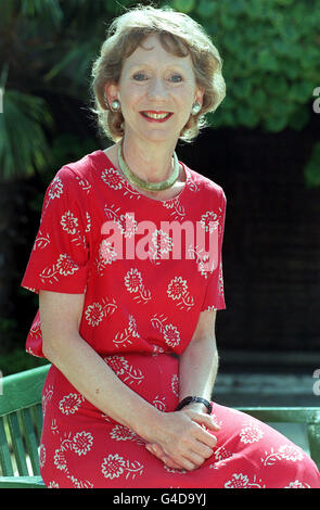 marcia warren feet 1