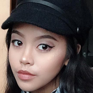 mareliz glaze feet 5