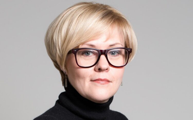 maret maripuu feet 6