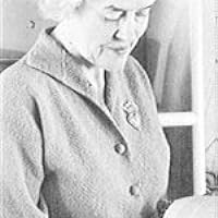 margaret craven feet 4