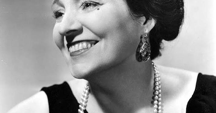 margaret dumont feet 6