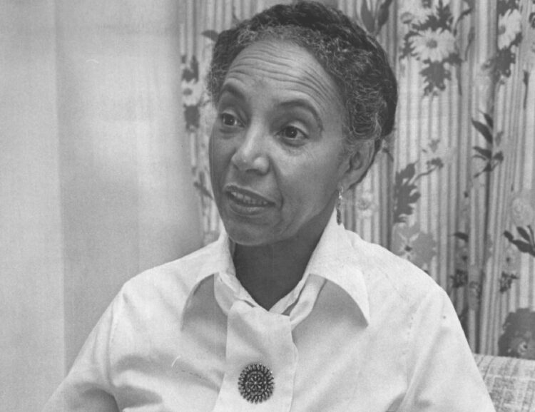 margaret lawrence feet 1