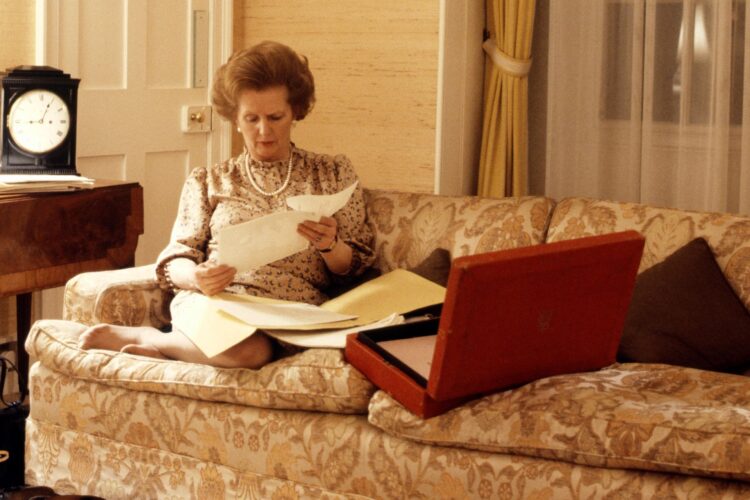 margaret thatcher feet 1