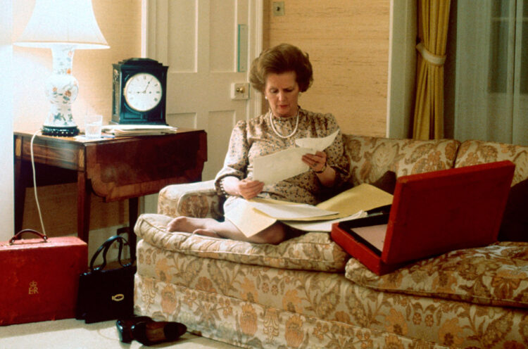 margaret thatcher feet 4