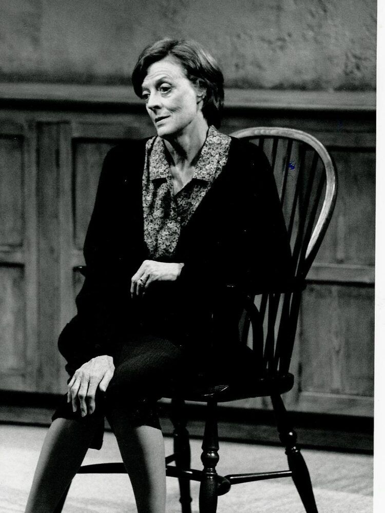 margaret tyzack feet 3