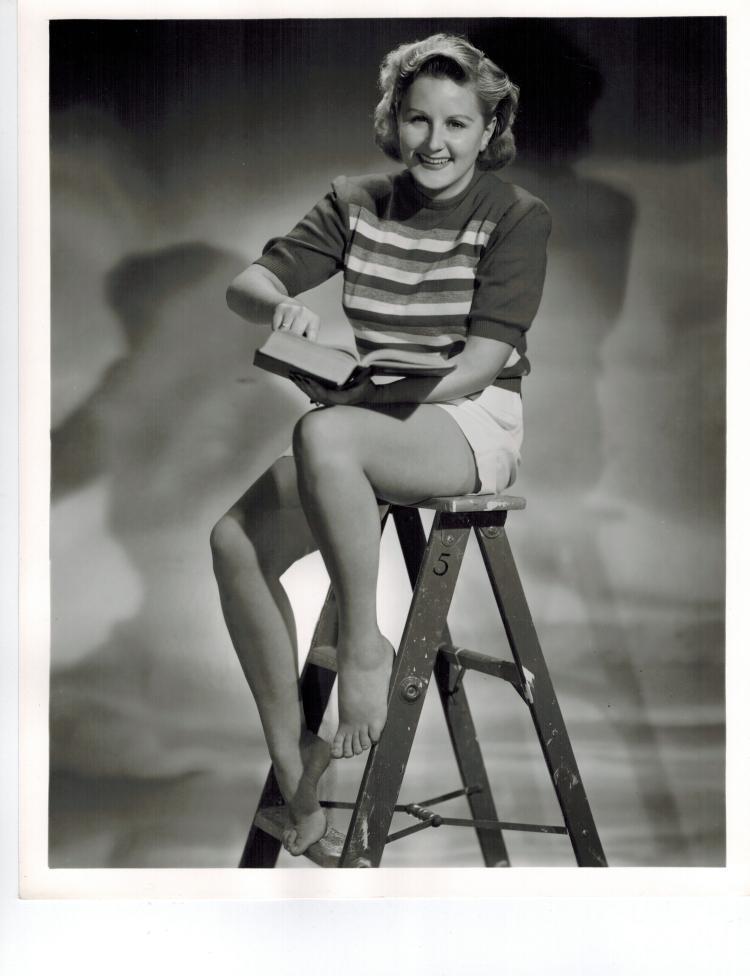 margaret whiting feet