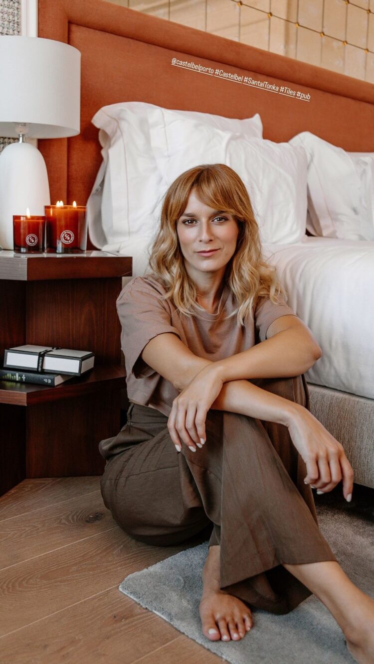 margarida vila nova feet 2